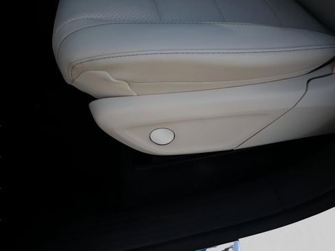 Used 2026 Mercedes-Benz GLE 350 4MATIC image 30