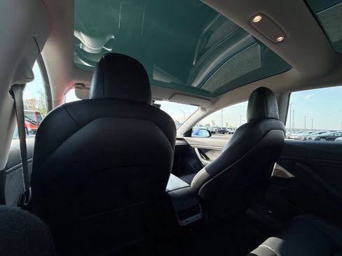 Used 2019 Tesla Model 3 RWD image 26