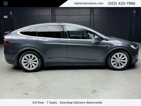 Used 2018 Tesla Model X 100D image 8
