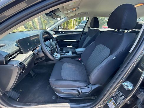 Used 2025 Kia K5 LXS FWD image 25