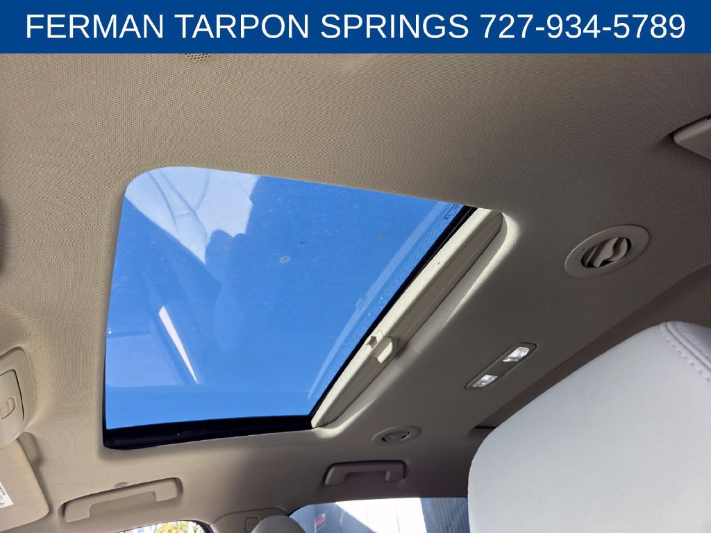 Used 2020 Buick Enclave Premium w/ Sun and Sites Package FWD image 20