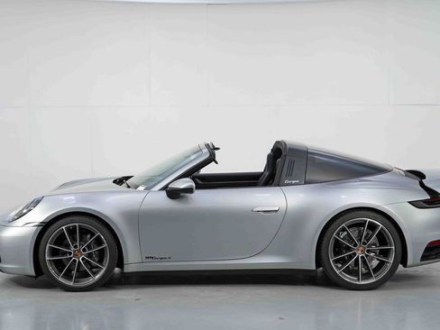 Used 2024 Porsche 911 Targa 4 w/ Premium Package image 45