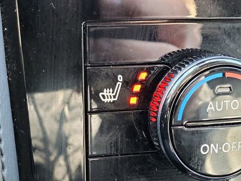 Certified 2024 Nissan Armada SV image 20