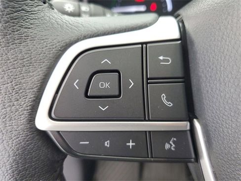 Certified 2023 Toyota Sienna XLE image 24