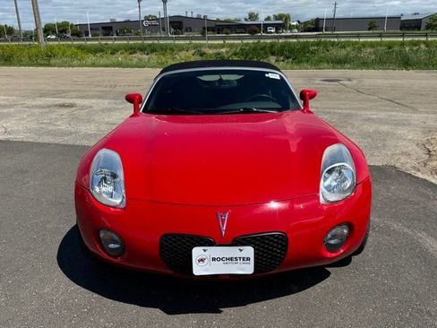 Used 2006 Pontiac Solstice Convertible w/ Premium Package RWD image 26