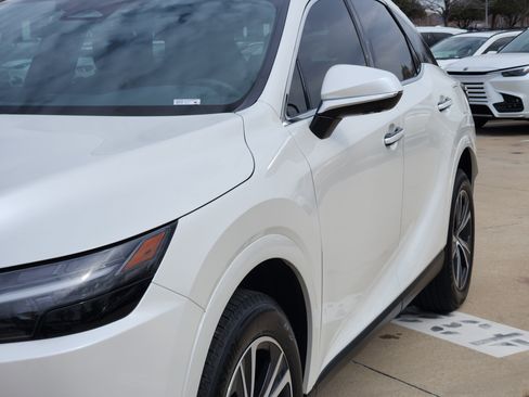 Used 2025 Lexus RX 350 Premium w/ Accessory Package (Z1) image 9