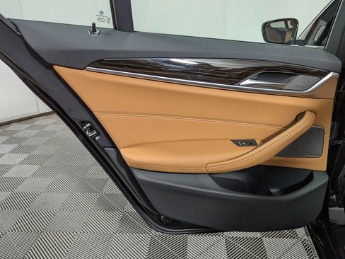 Certified 2023 BMW 530i xDrive w/ Premium Package image 43