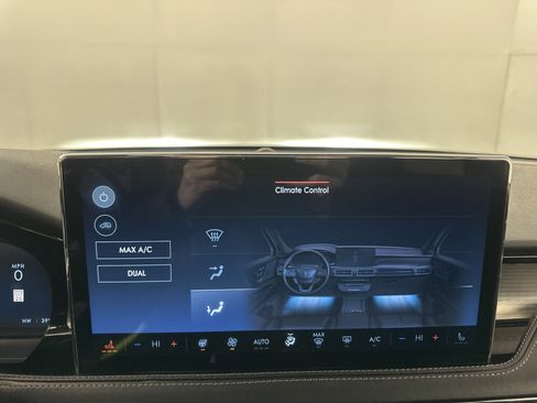 Certified 2024 Lincoln Corsair AWD w/ Equipment Group 101A image 16