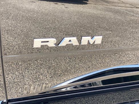 Used 2026 RAM 2500 Big Horn AWD/4WD image 15