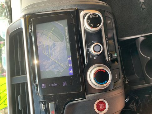 Used 2016 Honda Fit EX image 17