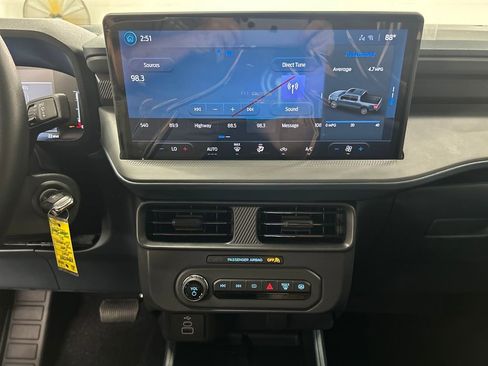 New 2025 Ford Maverick XL w/ Equipment Group 102A image 23