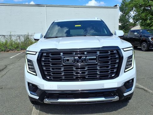 New 2026 GMC Yukon Denali Ultimate AWD/4WD image 2