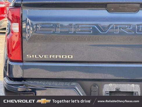 Used 2020 Chevrolet Silverado 1500 Custom w/ Custom Value Package AWD/4WD image 7