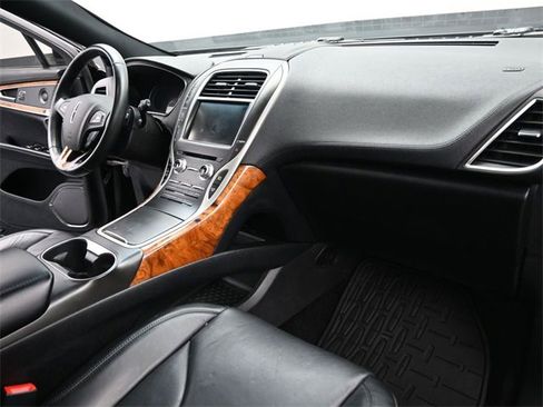 Used 2016 Lincoln MKX Reserve w/ Cargo Utility Package image 27