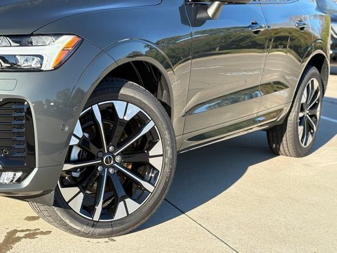 New 2026 Volvo XC60 B5 Plus w/ Protection Package Premier image 7