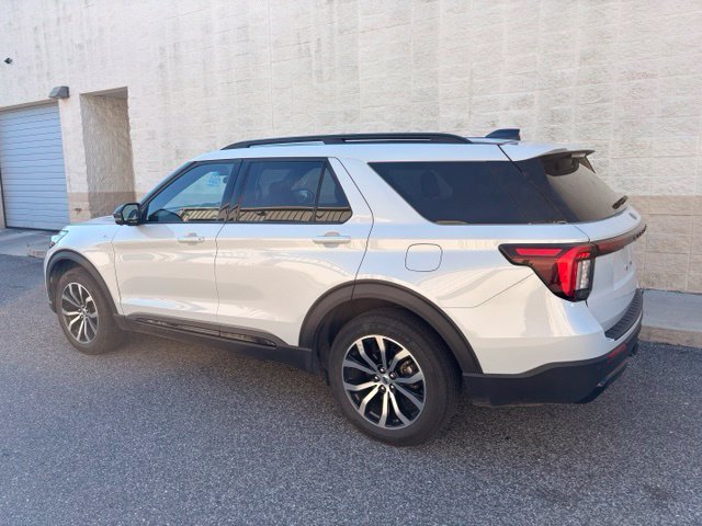 Used 2026 Ford Explorer ST-Line AWD/4WD image 6