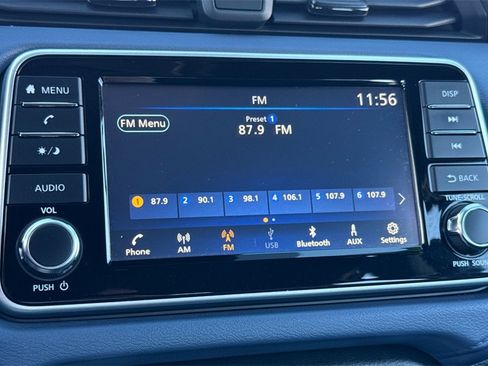 Used 2023 Nissan Versa SV image 27