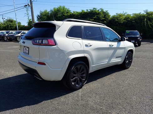 Certified 2019 Jeep Cherokee High Altitude image 6