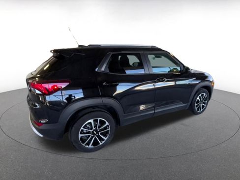 Used 2025 Chevrolet TrailBlazer LT FWD image 15