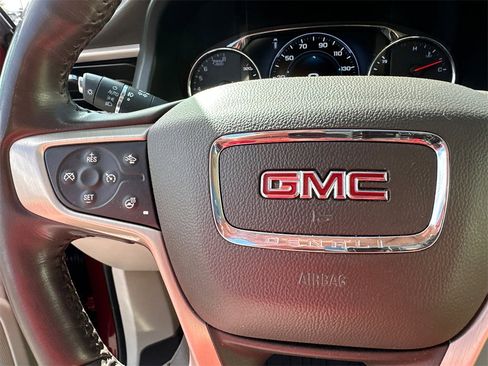 Used 2018 GMC Acadia Denali w/ Technology Package image 26