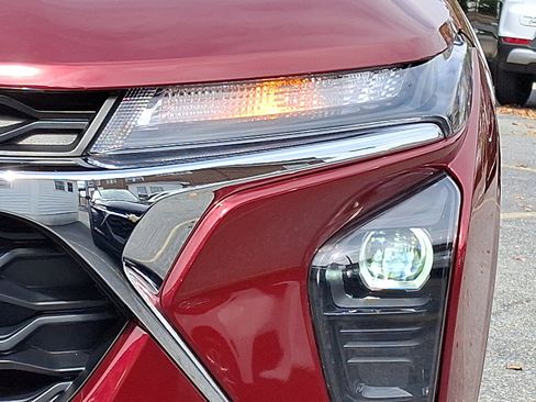 Used 2024 Chevrolet Trax LS image 10