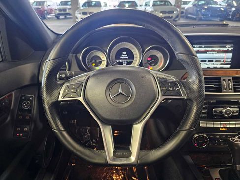 Used 2013 Mercedes-Benz C 300 Sport image 11