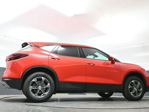 Used 2025 Chevrolet Blazer LT FWD image 49