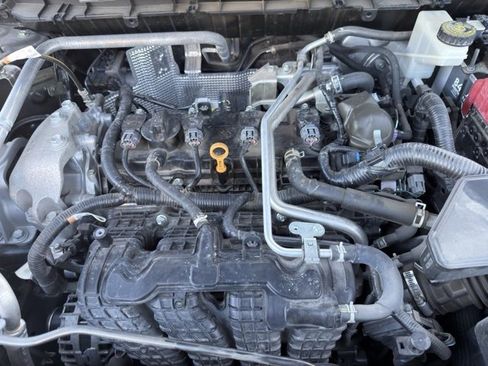 Certified 2021 Nissan Rogue S image 20