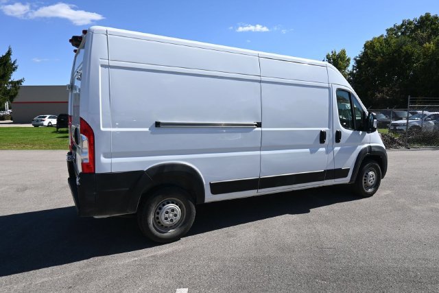 Used 2025 RAM ProMaster 2500 w/ Convenience Group FWD image 14