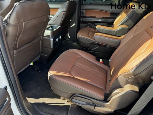 Used 2022 Ford Expedition King Ranch image 12
