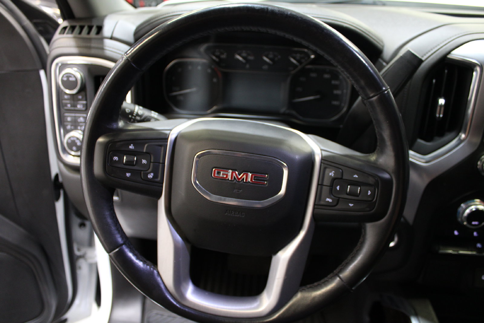 Used 2021 GMC Sierra 1500 Elevation AWD/4WD image 26