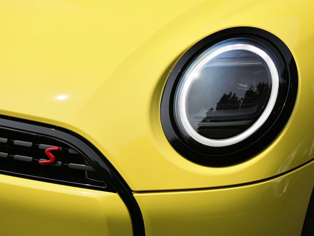 New 2026 MINI Cooper S FWD image 12