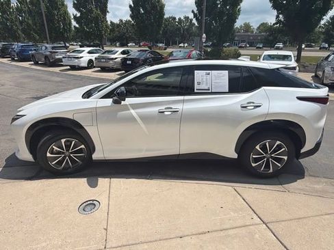 Used 2024 Lexus RZ 450e Premium w/ Technology Package AWD/4WD image 4