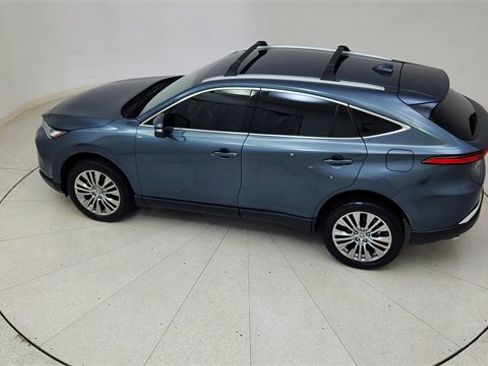 Used 2023 Toyota Venza Limited image 80