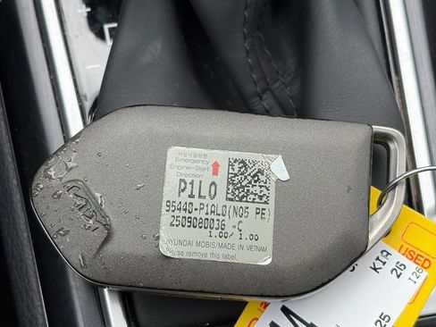 Used 2026 Kia Sportage LX FWD image 14