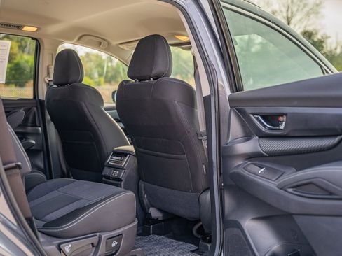 Used 2024 Subaru Ascent Premium w/ Convenience Package image 13