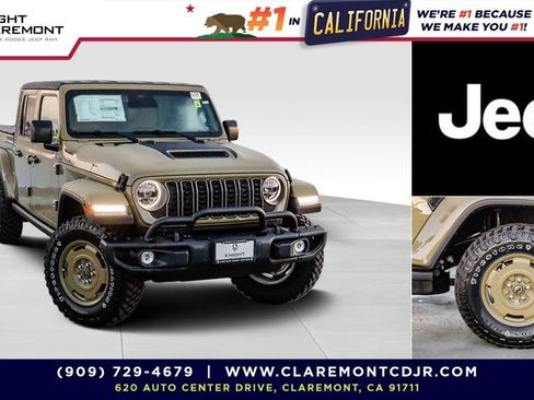 New 2026 Jeep Gladiator Willys AWD/4WD image 1