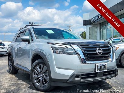 Used 2022 Nissan Pathfinder SV