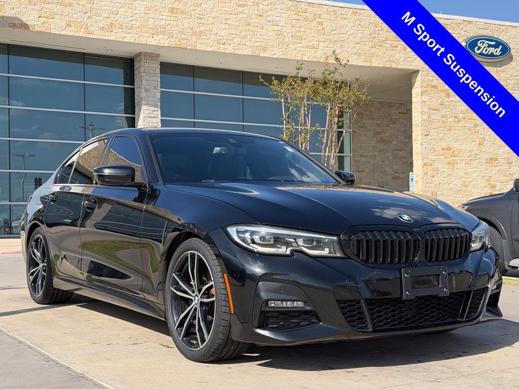 Used 2020 BMW 330i Sedan w/ M Sport Package RWD image 19