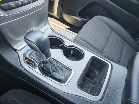 Certified 2021 Jeep Grand Cherokee Laredo AWD/4WD image 28