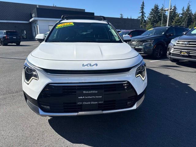 Certified 2024 Kia Niro FWD image 2