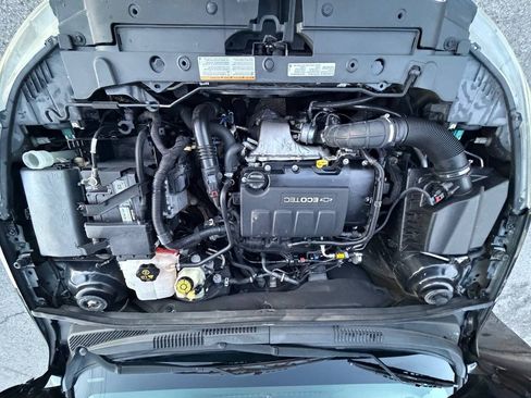 Used 2014 Chevrolet Cruze LT FWD image 26