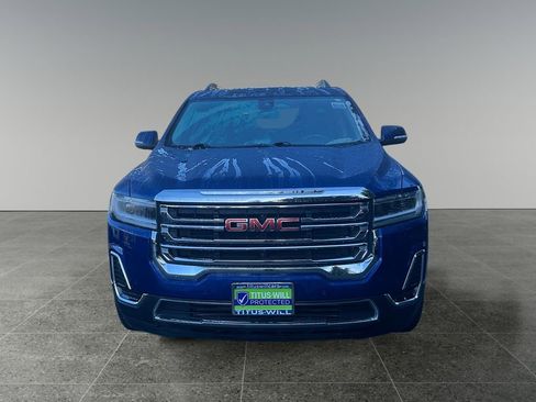 Used 2023 GMC Acadia SLE image 2