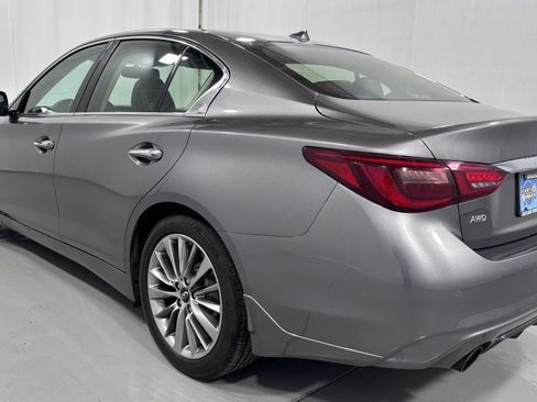 Used 2018 INFINITI Q50 Luxe w/ Essential Package (3.0T Luxe) AWD/4WD image 7