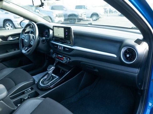 Used 2024 Kia Forte GT-Line image 35