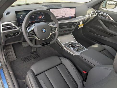 New 2025 BMW 430i Convertible w/ Convenience Package image 15