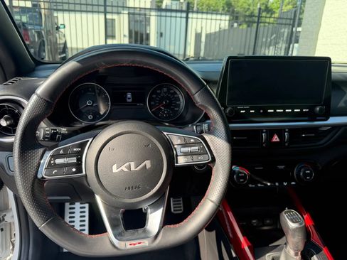 Used 2023 Kia Forte GT FWD image 12