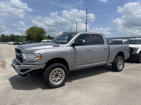 Used 2022 RAM 2500 Lone Star w/ Level A Equipment Group AWD/4WD image 4