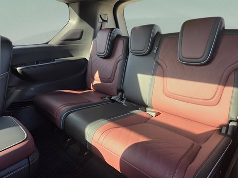 New 2026 INFINITI QX80 Autograph AWD/4WD image 10