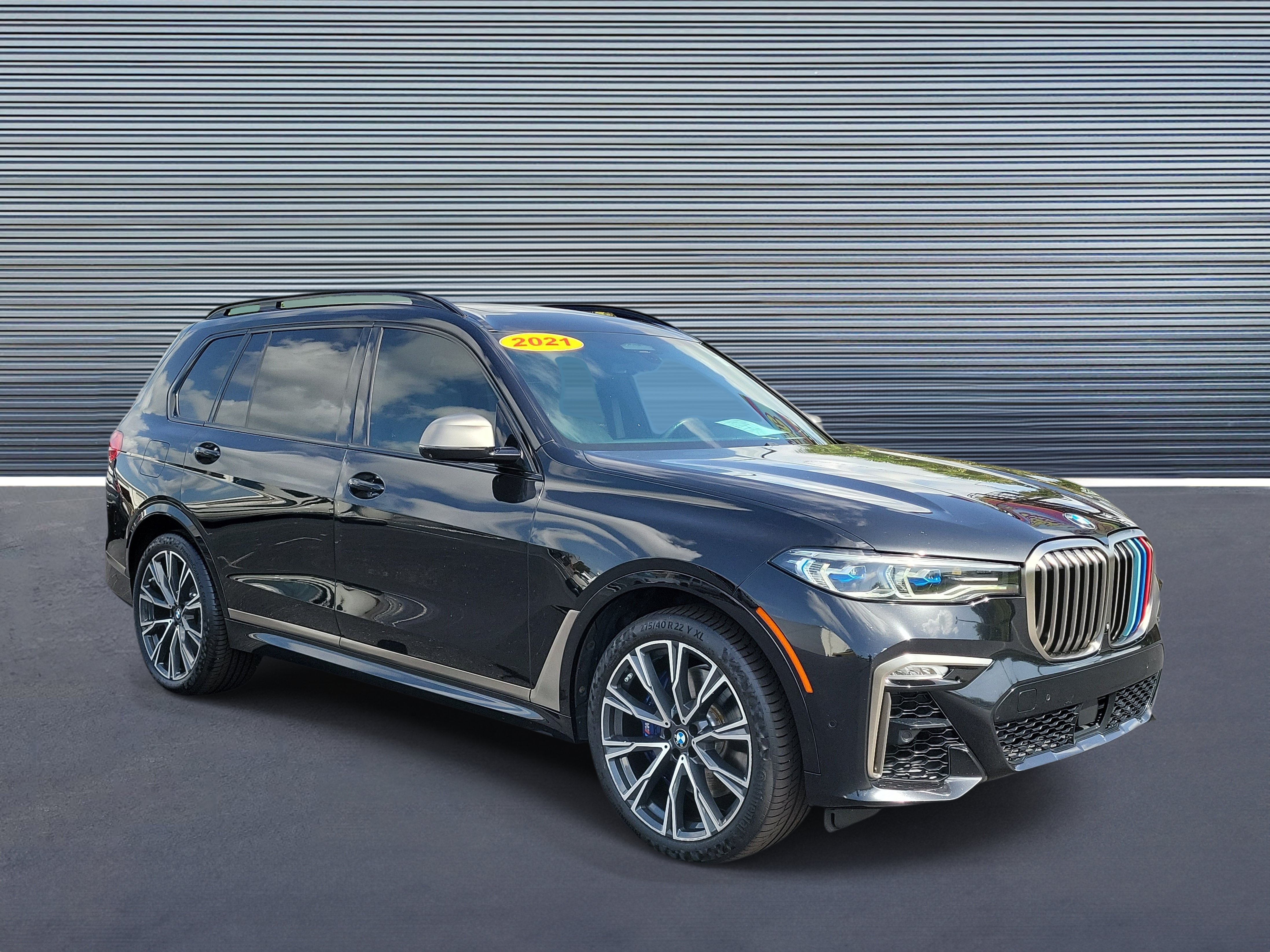 Used 2021 BMW X7 M50i AWD/4WD image 2